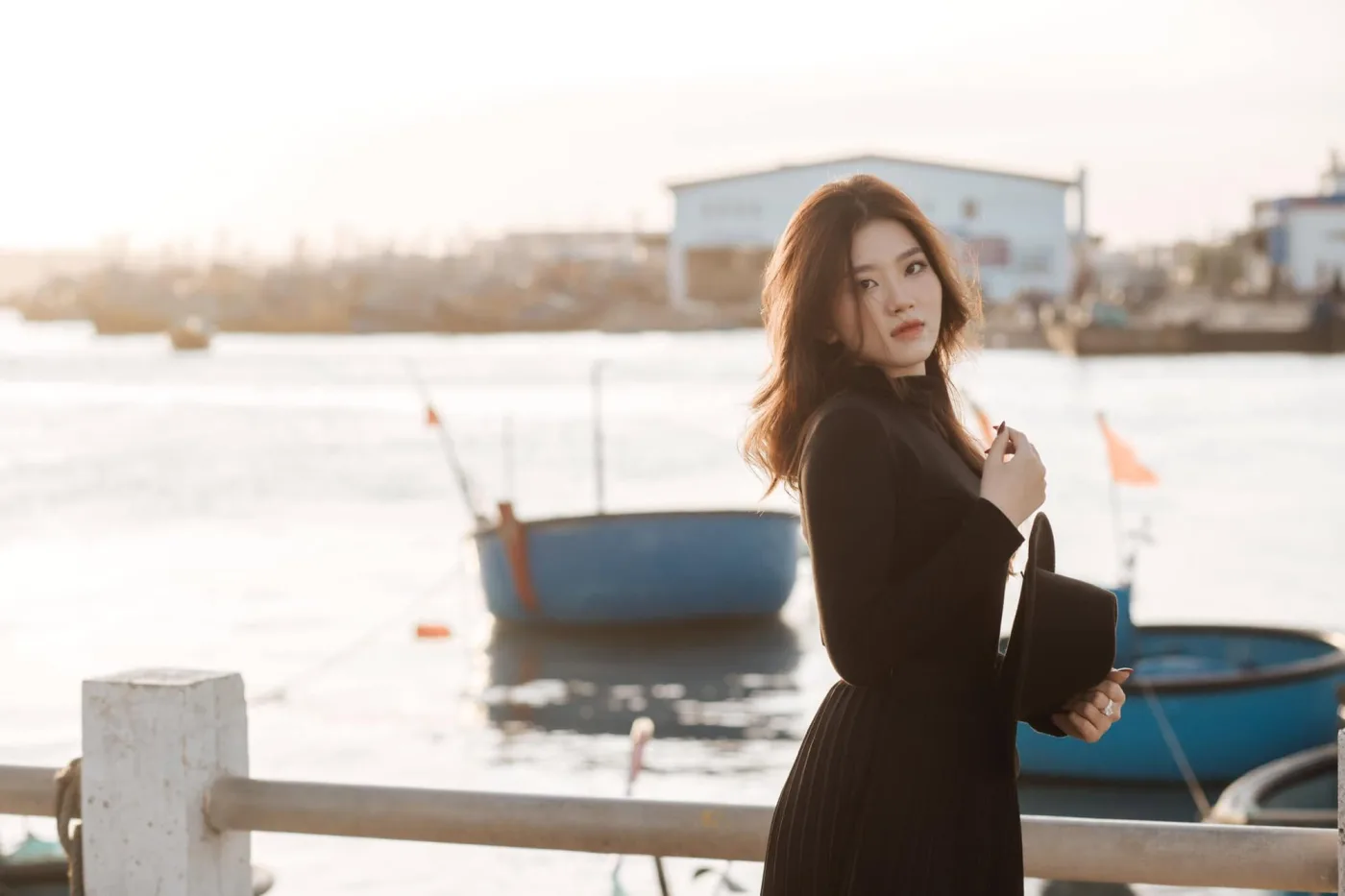 Ao dai va lang chai